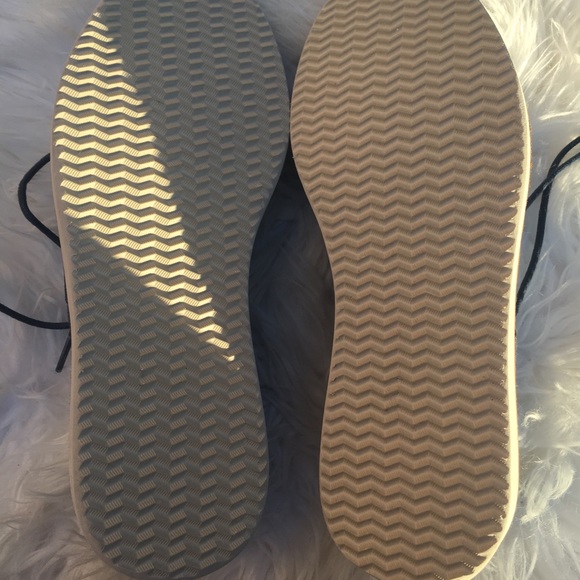 NEW toms blue chambray men's brogues - Picture 4 of 8